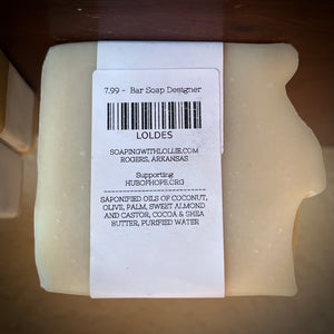 Anyone suffering from dry or sensitive skin who wants a gentle, soothing soap, free from fragrances and preservatives? Try our Unscented Soap.  It may look like our 